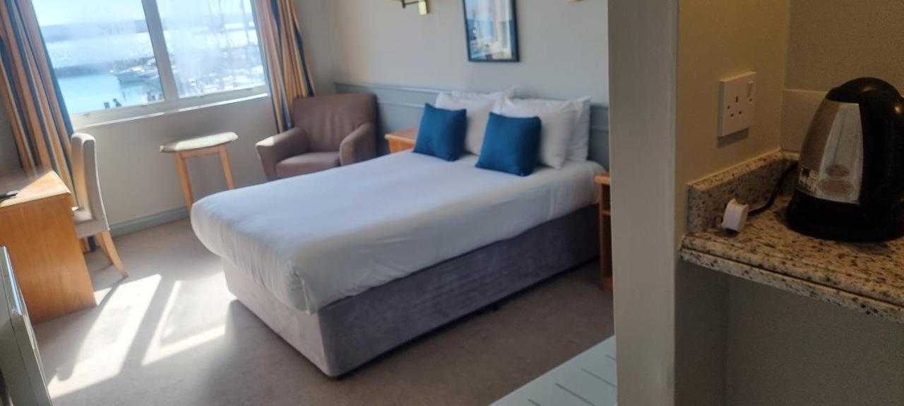 Poole Quay Hotel 풀 외부 사진