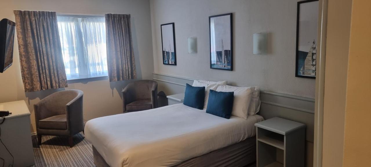 Poole Quay Hotel 풀 외부 사진