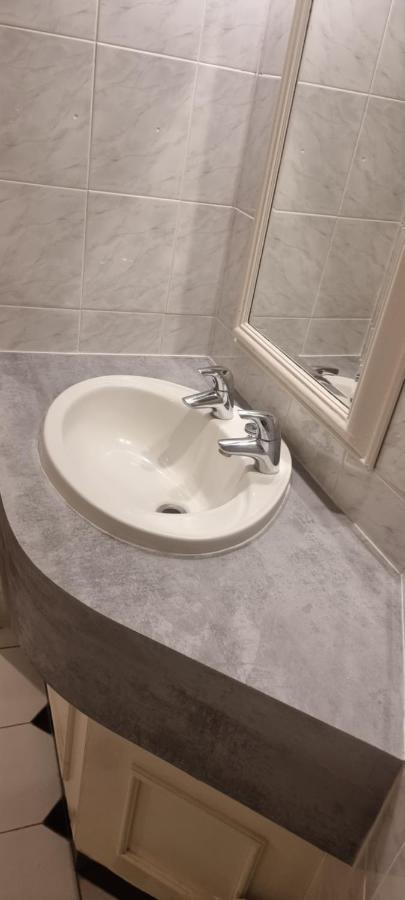 Poole Quay Hotel 풀 외부 사진